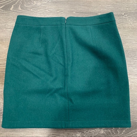 SOLD - J. Crew | Skirt Green Wool Blend Skirt- size 4 - Picture 4 of 6